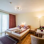 Gaestehaus Karawankenblick * Дроболлах-ам-Фаакер-Зее