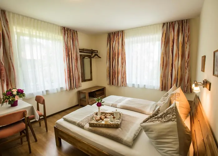 Gaestehaus Karawankenblick Drobollach am Faakersee